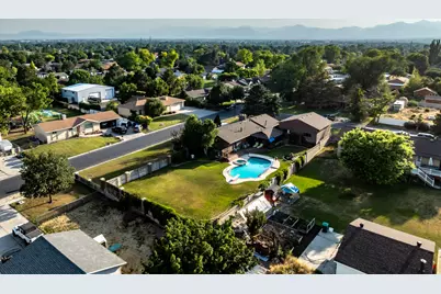 2518 W Carson Ln S, West Jordan, UT 84084 - Photo 41