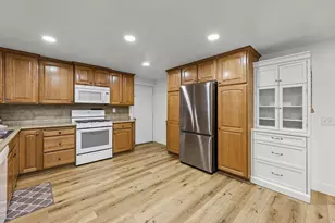 822 Pinewood Cir E, Price, UT 84501 - Photo 9