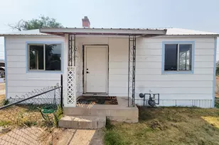 136 Geneva Dr, East Carbon, UT 84520 - Photo 7