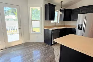 415 W 200 N, Hyrum, UT 84319 - Photo 7