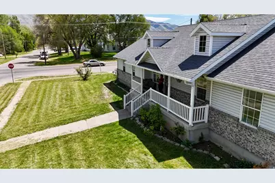 415 W 200 N, Hyrum, UT 84319 - Photo 1