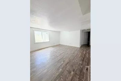 415 W 200 N, Hyrum, UT 84319 - Photo 9