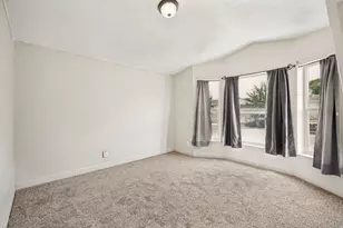 7116 W Bendixon Dr S, West Valley, UT 84128 - Photo 9