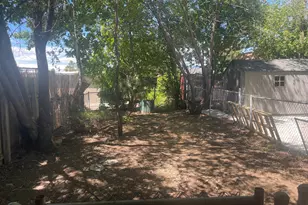 2055 E 3335 S, Salt Lake City, UT 84109 - Photo 13