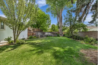1700 E Calann Dr, Cottonwood Heights, UT 84121 - Photo 33