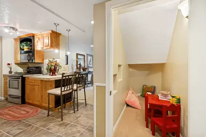 1911 W Grassy Knoll Ct, Riverton, UT 84065 - Photo 39