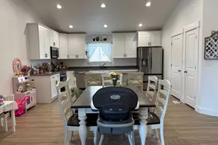 3905 N Chapman Dr, Eagle Mountain, UT 84005 - Photo 29