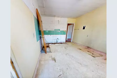 9096 S 260 E, Sandy, UT 84070 - Photo 3