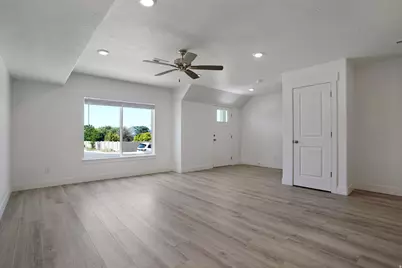 1372 N Meadow Lane Ln, Spanish Fork, UT 84660 - Photo 9