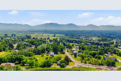 320 N 200 W, Mendon, UT 84325 - Photo 33