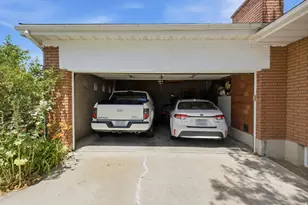 497 E Main St, Hyrum, UT 84319 - Photo 5