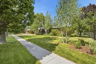 497 E Main St, Hyrum, UT 84319 - Photo 7