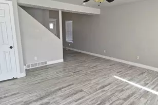 4028 S Sunrise Dr, Saratoga Springs, UT 84045 - Photo 3