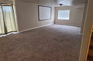 4028 S Sunrise Dr, Saratoga Springs, UT 84045 - Photo 17