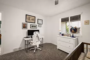 204 W Lyman Ln, Bountiful, UT 84010 - Photo 13