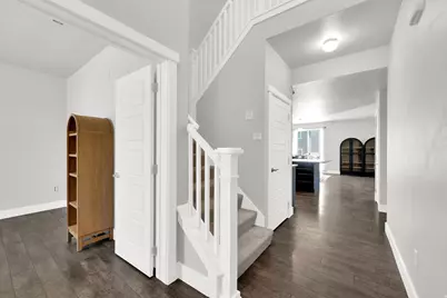 10651 S Poppy Meadow Ln, South Jordan, UT 84009 - Photo 3