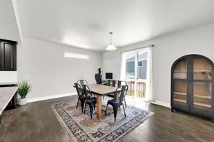 10651 S Poppy Meadow Ln, South Jordan, UT 84009 - Photo 11