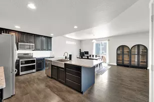 10651 S Poppy Meadow Ln, South Jordan, UT 84009 - Photo 5