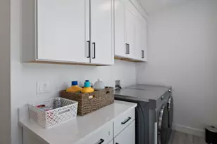 831 E Grand Cayman Dr, Millcreek, UT 84107 - Photo 9