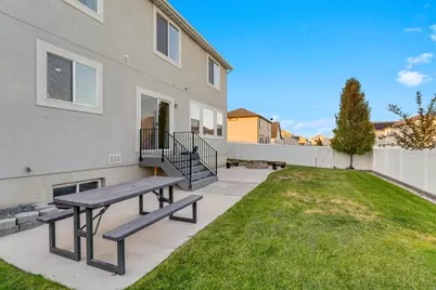 662 S Jubilee Dr E, Saratoga Springs, UT 84045 - Photo 11