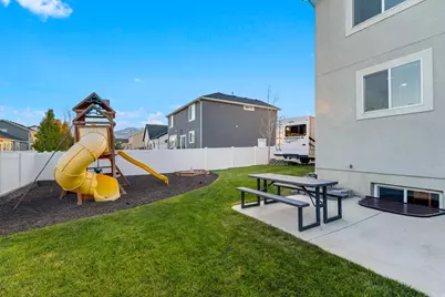 662 S Jubilee Dr E, Saratoga Springs, UT 84045 - Photo 9