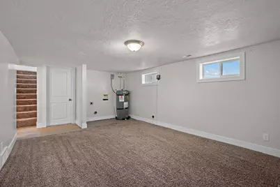 895 W 400 N, Orem, UT 84057 - Photo 21
