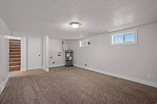 895 W 400 N, Orem, UT 84057 - Photo 21
