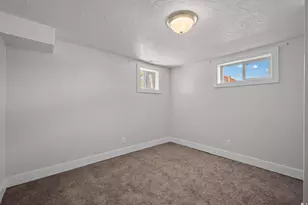 895 W 400 N, Orem, UT 84057 - Photo 23