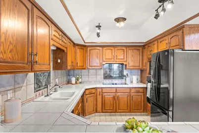 1805 Acorn Cir, Ogden, UT 84403 - Photo 17