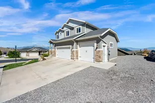 7112 N Golden Ct, Eagle Mountain, UT 84005 - Photo 33