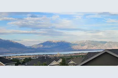 7112 N Golden Ct, Eagle Mountain, UT 84005 - Photo 3