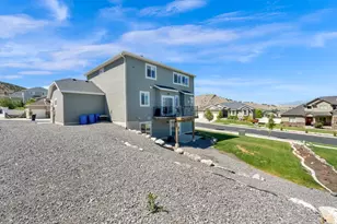 7112 N Golden Ct, Eagle Mountain, UT 84005 - Photo 37