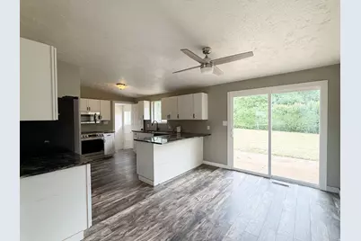 2824 N 1025 E, North Ogden, UT 84414 - Photo 5