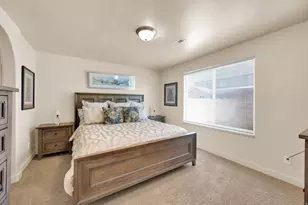 1002 N Bexley Dr W, North Salt Lake, UT 84054 - Photo 11