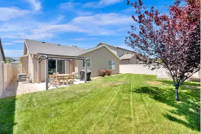 1002 N Bexley Dr W, North Salt Lake, UT 84054 - Photo 21