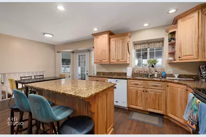 1242 N 200 W, Orem, UT 84057 - Photo 9