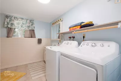 1242 N 200 W, Orem, UT 84057 - Photo 15