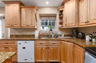 1242 N 200 W, Orem, UT 84057 - Photo 7