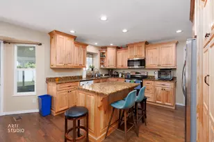 1242 N 200 W, Orem, UT 84057 - Photo 5