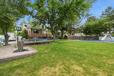2986 W Southpointe Rd, South Jordan, UT 84095 - Photo 39