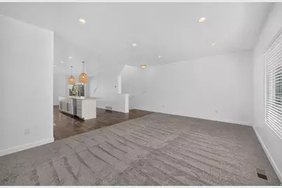 662 W Koins Way, Bluffdale, UT 84065 - Photo 11