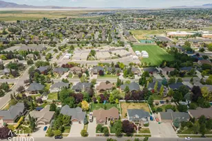 235 N 2975 W, Layton, UT 84041 - Photo 37