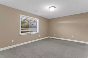 10695 S Pine Grove Way, South Jordan, UT 84009 - Photo 31