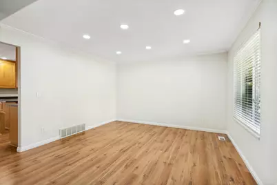 12542 S Stonebridge Cir E, Draper, UT 84020 - Photo 5