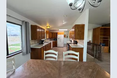 1211 S 2030 E, Price, UT 84501 - Photo 21