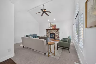 2035 E Quartzridge Dr, Sandy, UT 84092 - Photo 41