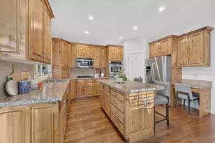 2035 E Quartzridge Dr, Sandy, UT 84092 - Photo 31