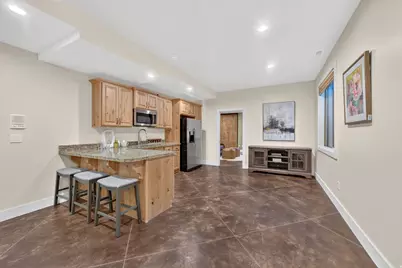 2035 E Quartzridge Dr, Sandy, UT 84092 - Photo 49