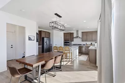 9310 N Tampa Dr, Eagle Mountain, UT 84005 - Photo 11