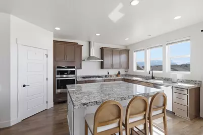 9310 N Tampa Dr, Eagle Mountain, UT 84005 - Photo 13
